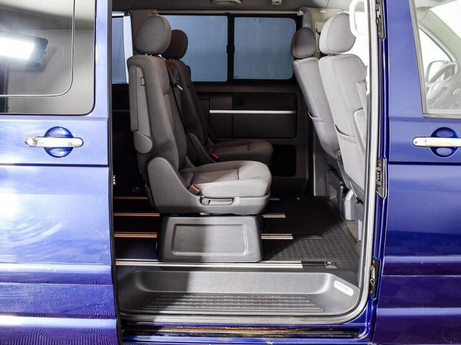 Volkswagen Multivan 2.0 МКПП, 2009, 168 000 км фото 8