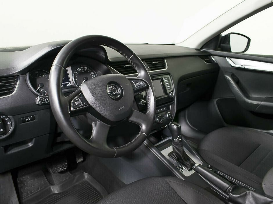 Skoda Octavia 1.8 РКПП, 2014, 114 000 км фото 10