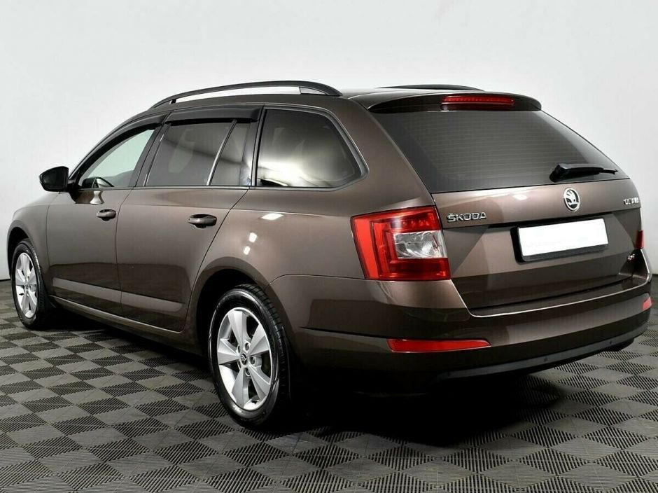 Skoda Octavia 1.8 РКПП, 2015, 95 000 км фото 4