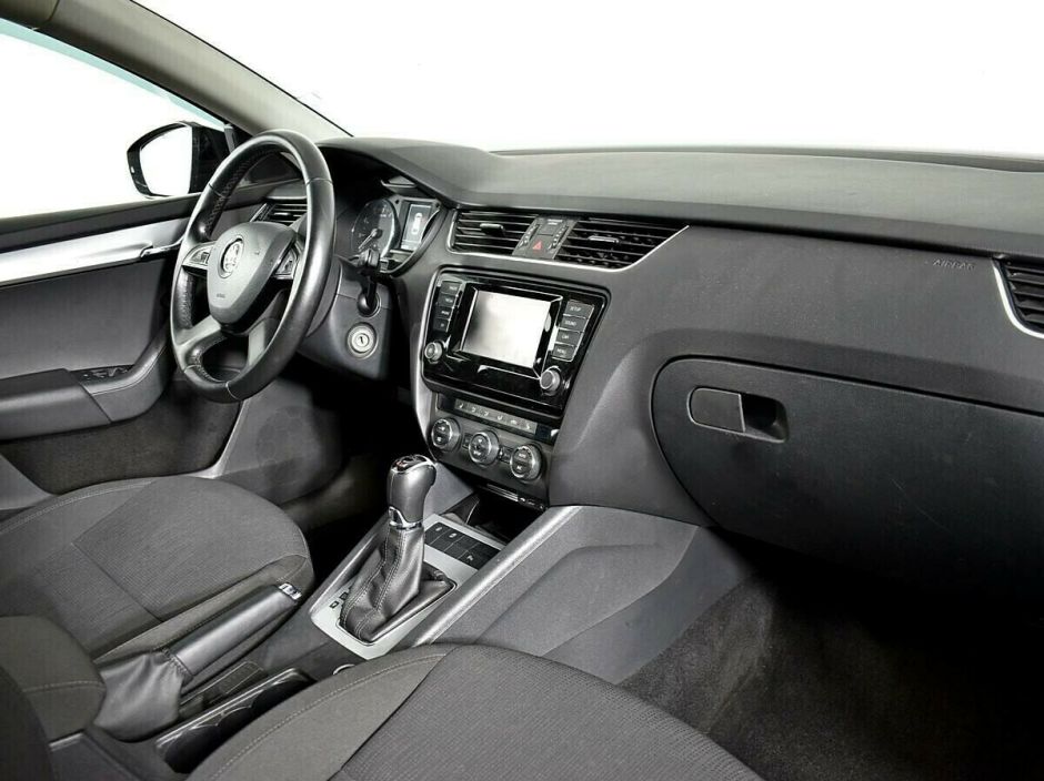 Skoda Octavia 1.8 РКПП, 2015, 105 000 км фото 5