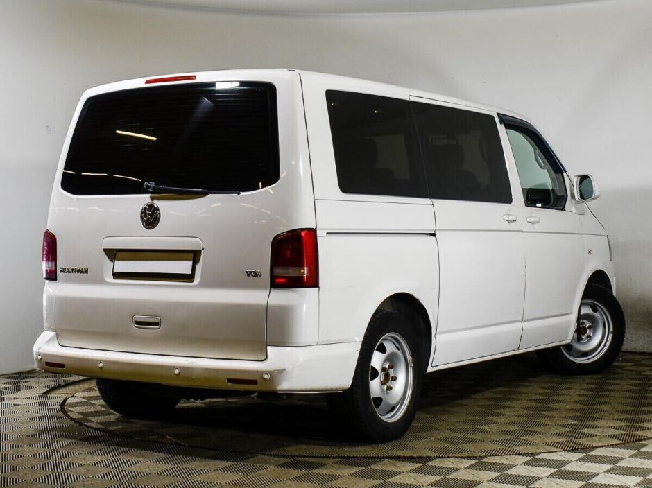 Volkswagen Multivan 2.0 РКПП, 2010, 168 000 км фото 2