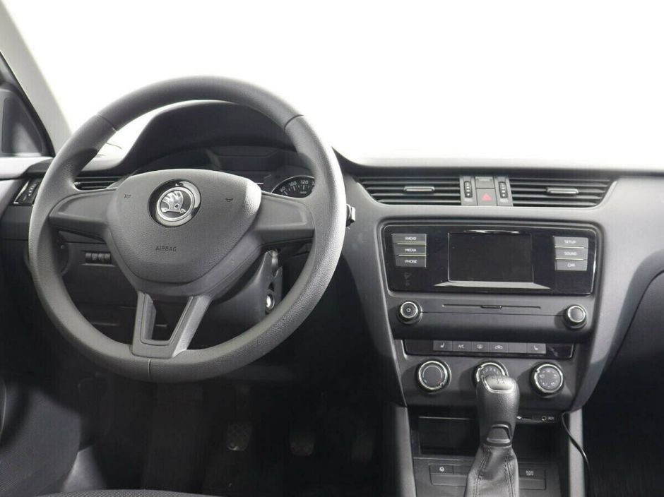 Skoda Octavia 1.6 МКПП, 2016, 84 000 км фото 6