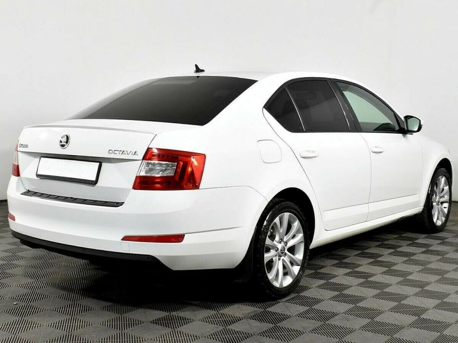 Skoda Octavia 1.8 РКПП, 2016, 87 000 км фото 3