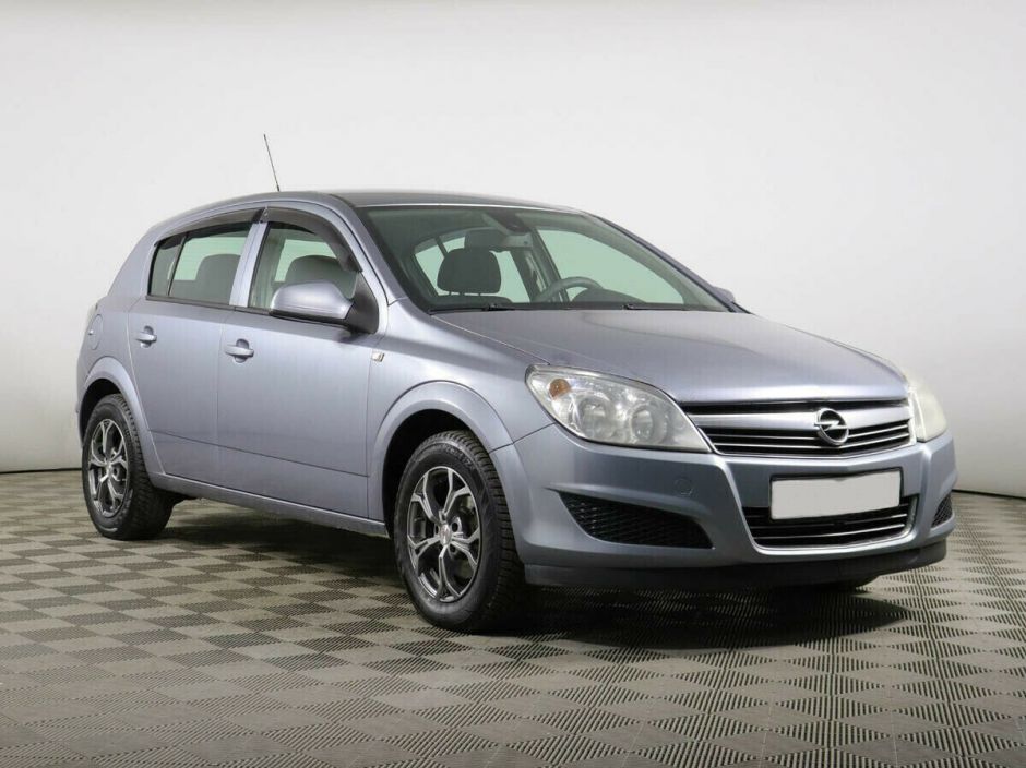 Opel Astra 1.6 МКПП, 2011, 157 000 км фото 2
