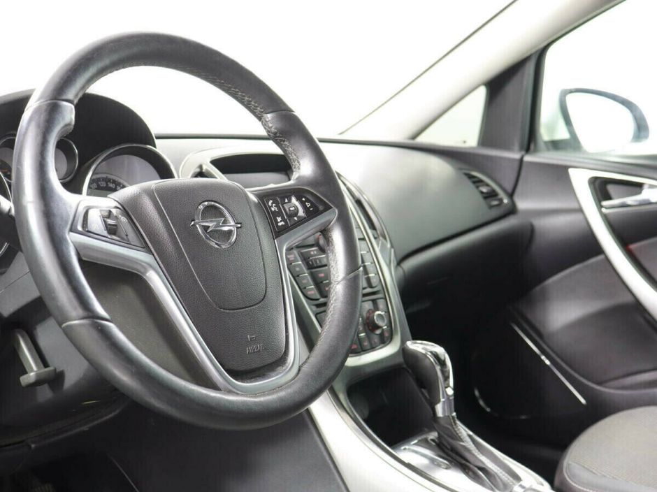 Opel Astra 1.4 АКПП, 2012, 141 000 км фото 9