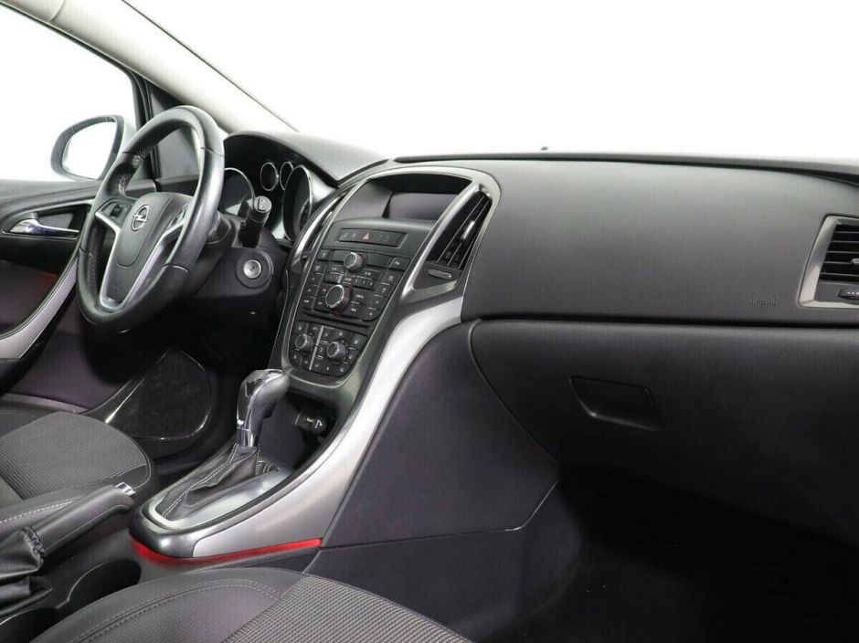 Opel Astra 1.6 АКПП, 2012, 139 000 км фото 7