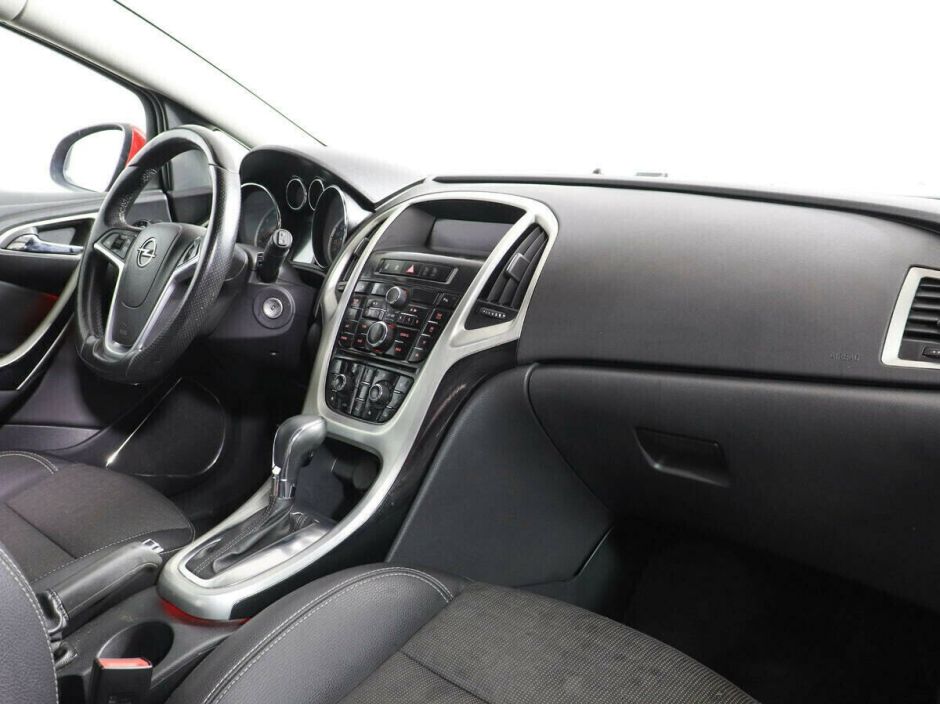 Opel Astra 1.4 АКПП, 2012, 131 000 км фото 8