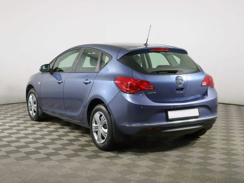Opel Astra 1.6 АКПП, 2012, 142 000 км фото 4