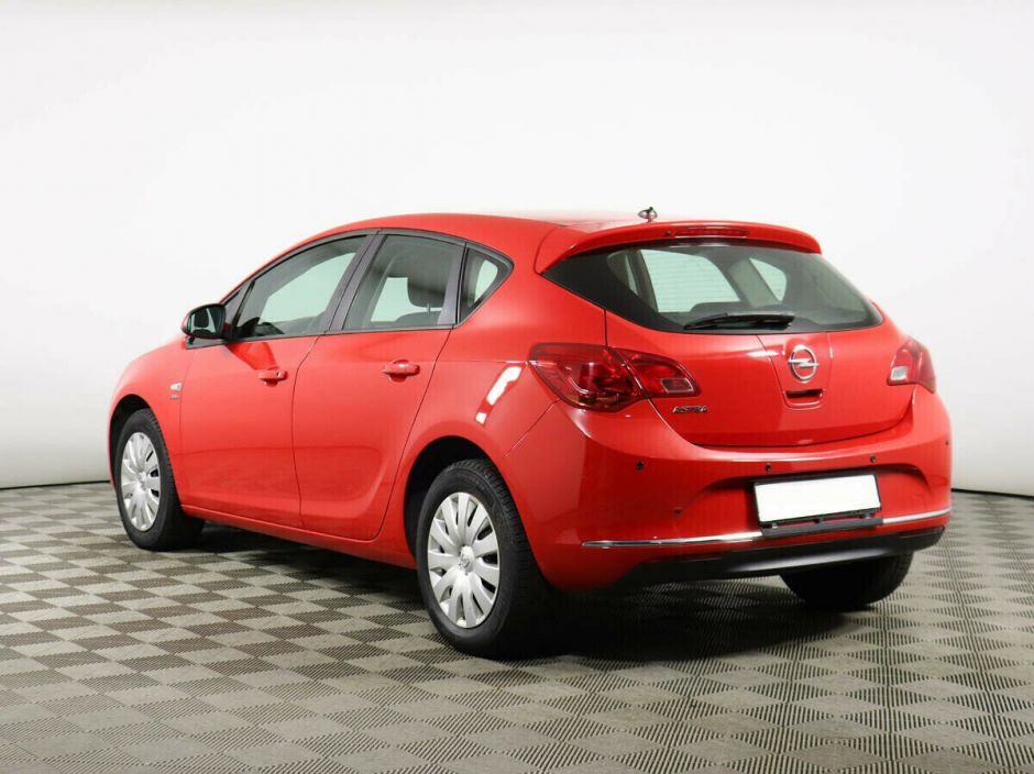 Opel Astra 1.6 МКПП, 2013, 129 000 км фото 4