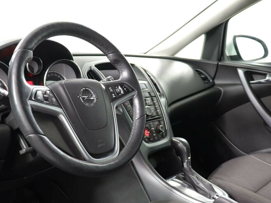 Opel Astra 1.4 АКПП, 2014, 116 000 км фото 8
