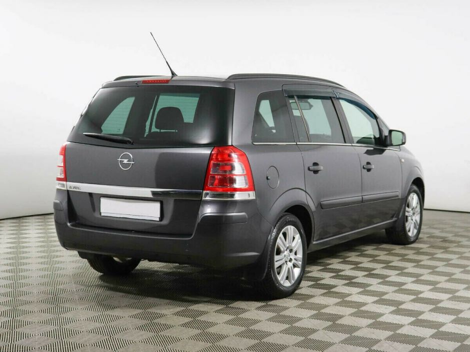 Opel Zafira 1.8 МКПП, 2011, 151 000 км фото 3