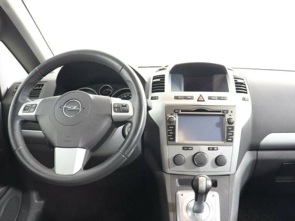 Opel Zafira 1.8 РКПП, 2013, 132 000 км фото 7