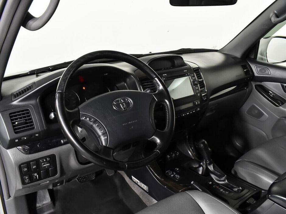 Toyota Land Cruiser Prado 4.0 АКПП, 2008, 191 000 км фото 5