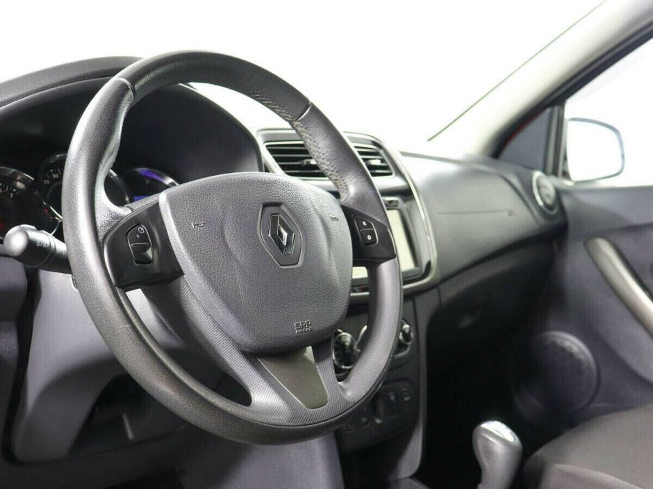 Renault Sandero 1.6 АКПП, 2015, 101 000 км фото 8