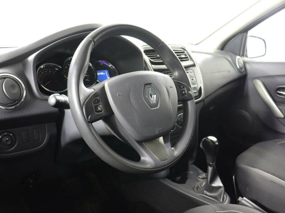 Renault Sandero 1.6 АКПП, 2016, 85 000 км фото 8