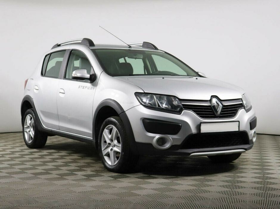 Renault Sandero 1.6 АКПП, 2016, 87 000 км фото 2