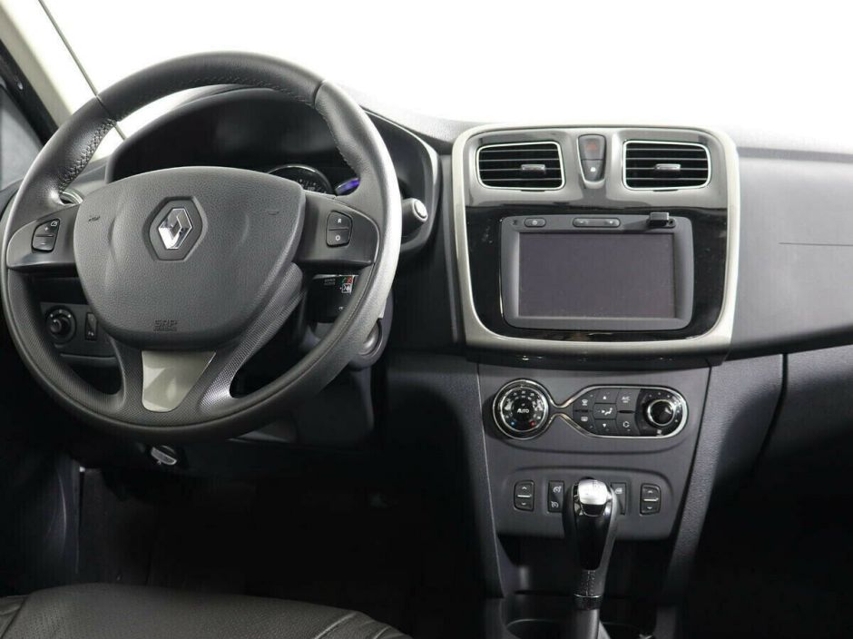 Renault Sandero 1.6 АКПП, 2016, 87 000 км фото 8
