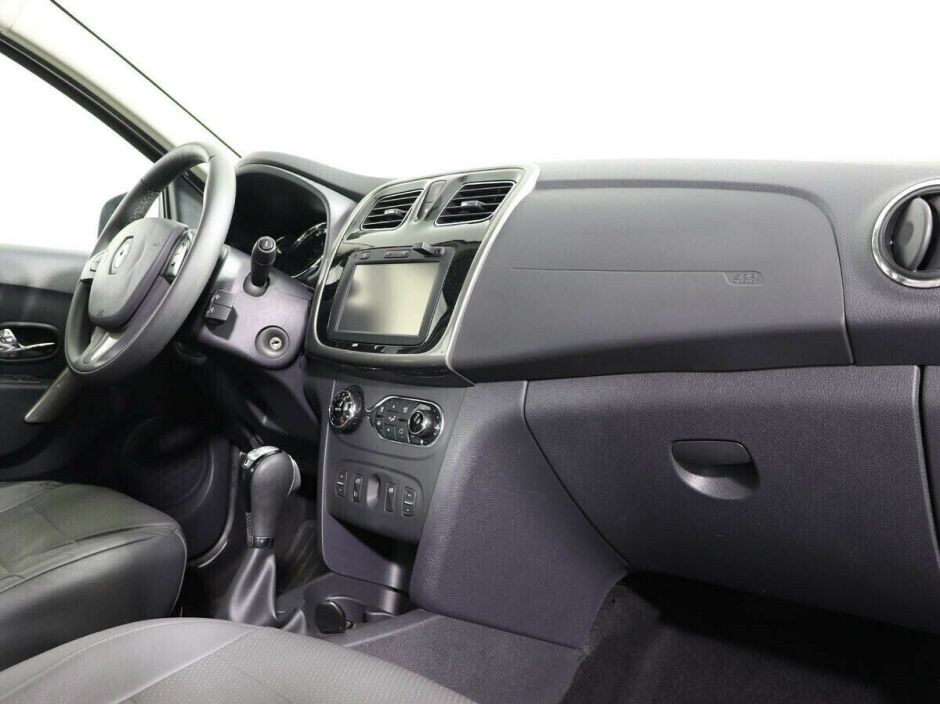Renault Sandero 1.6 АКПП, 2016, 87 000 км фото 9
