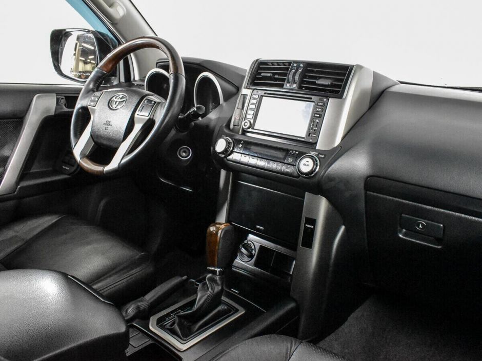Toyota Land Cruiser Prado 3.0 АКПП, 2011, 147 000 км фото 8
