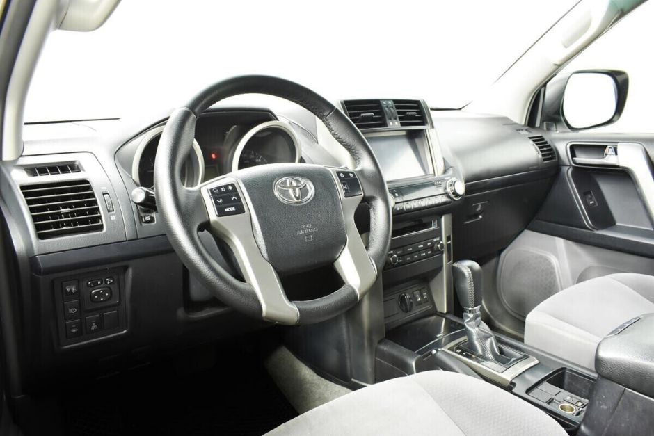 Toyota Land Cruiser Prado 3.0 АКПП, 2012, 138 000 км фото 5