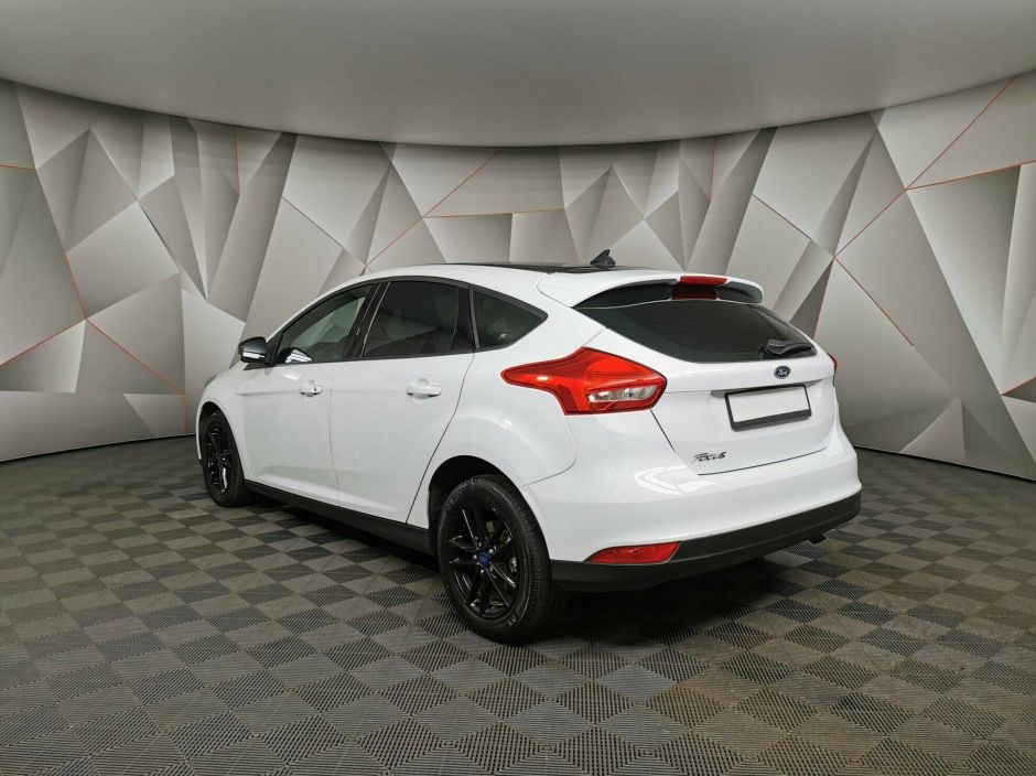 Ford Focus 1.6 РКПП, 2017, 75 000 км фото 3