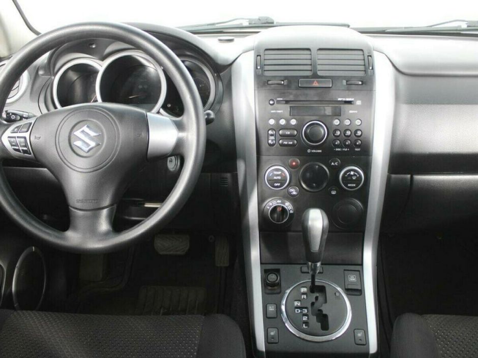 Suzuki Grand Vitara 2.0 АКПП, 2008, 192 000 км фото 7