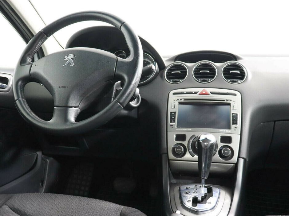 Peugeot 408 1.6 АКПП, 2015, 100 000 км фото 8