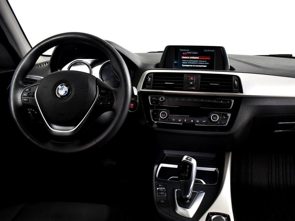 BMW 1 серии 1.5 АКПП, 2017, 77 000 км фото 7