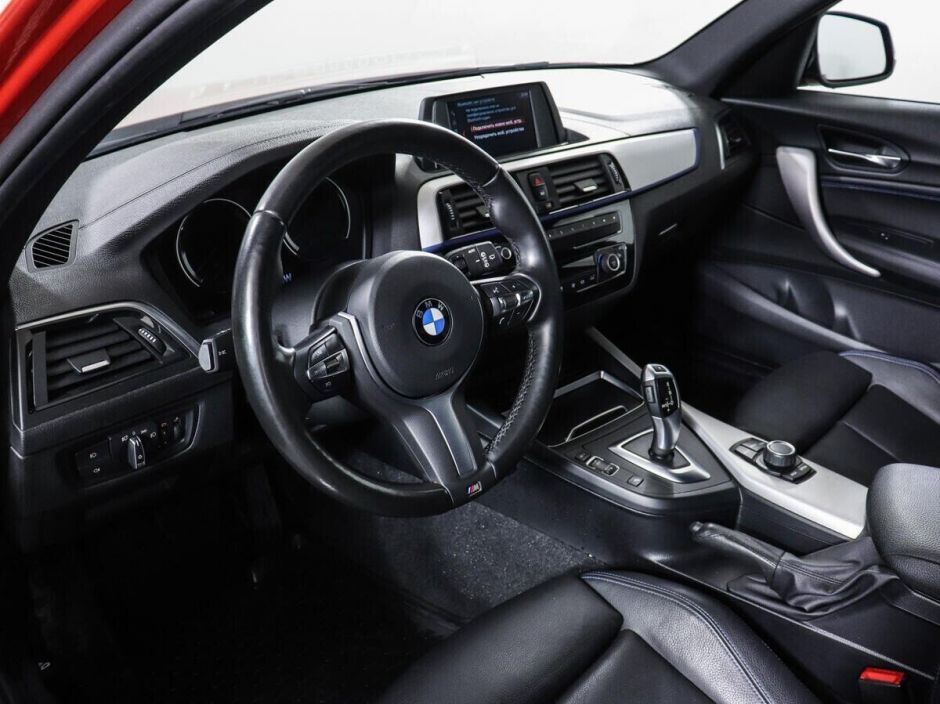 BMW 1 серии 1.5 АКПП, 2018, 60 000 км фото 5