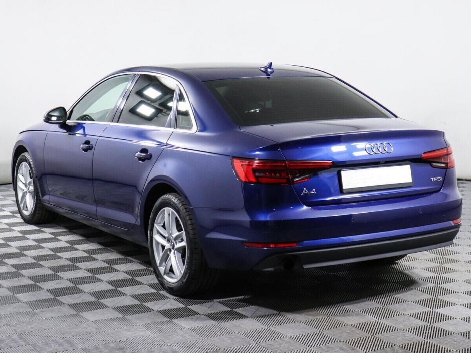 Audi A4 2.0 РКПП, 2019, 58 000 км фото 4