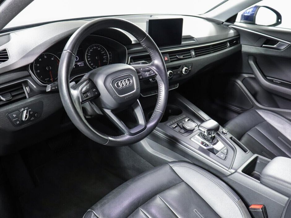 Audi A4 2.0 РКПП, 2019, 58 000 км фото 5