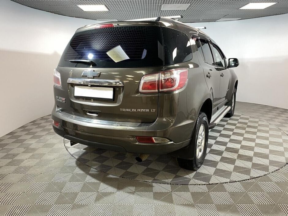 Chevrolet TrailBlazer 2.8 АКПП, 2015, 101 000 км фото 2