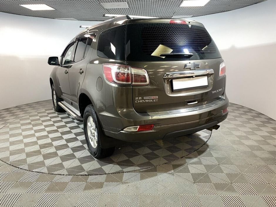 Chevrolet TrailBlazer 2.8 АКПП, 2015, 101 000 км фото 4