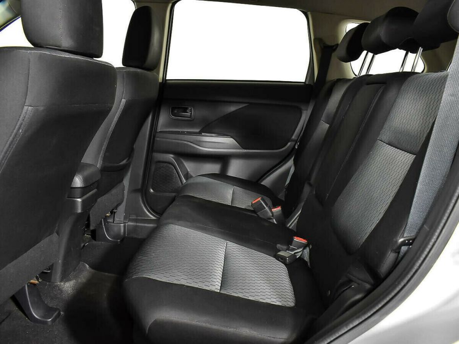 Mitsubishi Outlander 2.0 CVT, 2015, 107 000 км фото 6