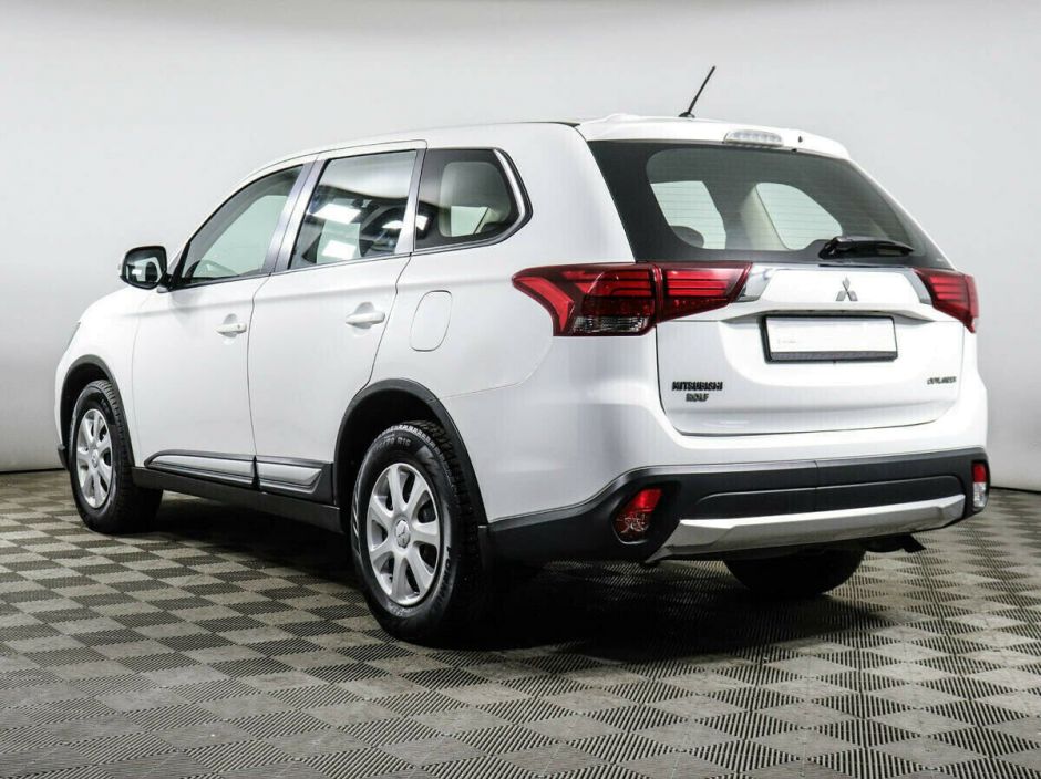 Mitsubishi Outlander 2.0 CVT, 2015, 99 000 км фото 4