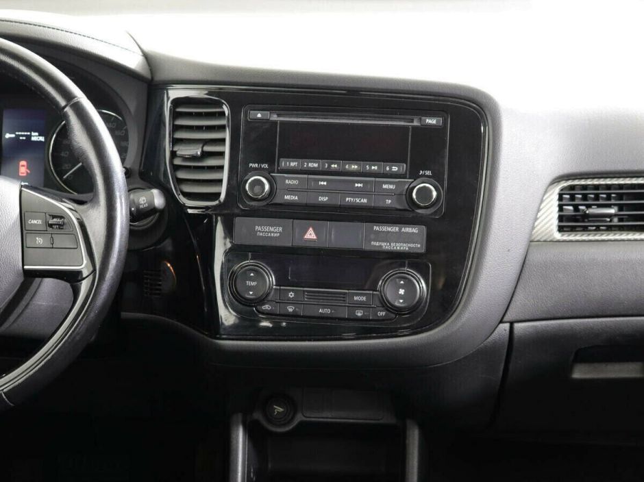 Mitsubishi Outlander 2.0 CVT, 2015, 99 000 км фото 10