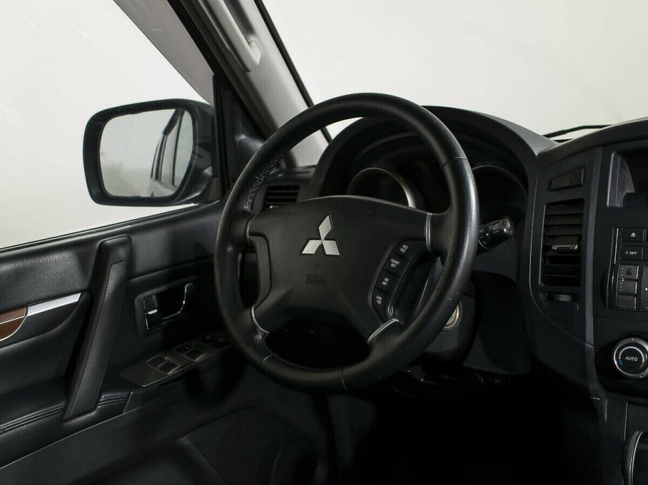 Mitsubishi Pajero 3.0 АКПП, 2008, 187 000 км фото 5