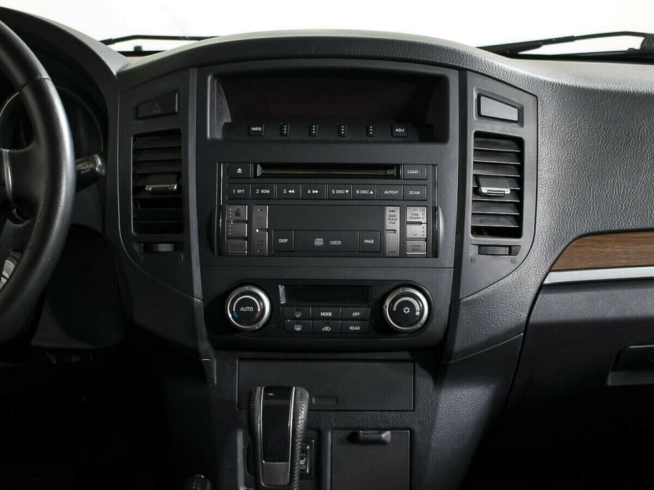 Mitsubishi Pajero 3.0 АКПП, 2008, 187 000 км фото 6