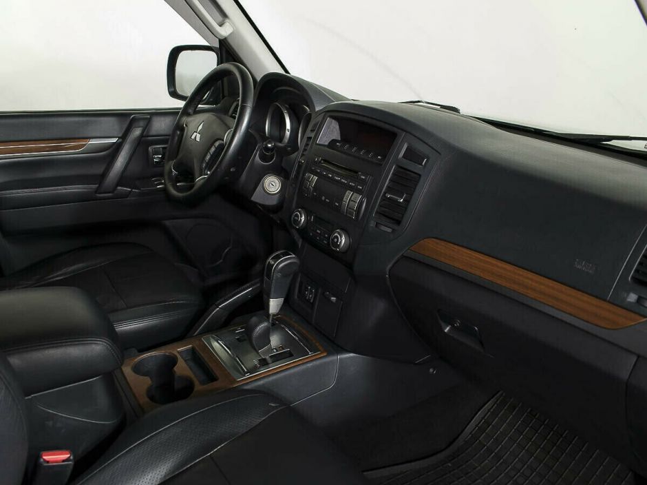 Mitsubishi Pajero 3.0 АКПП, 2008, 187 000 км фото 9