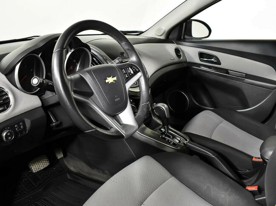 Chevrolet Cruze 1.8 АКПП, 2013, 126 000 км фото 8