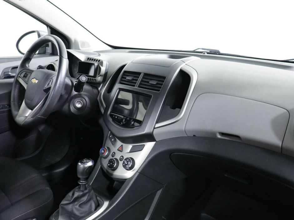 Chevrolet Aveo 1.6 МКПП, 2015, 107 000 км фото 8
