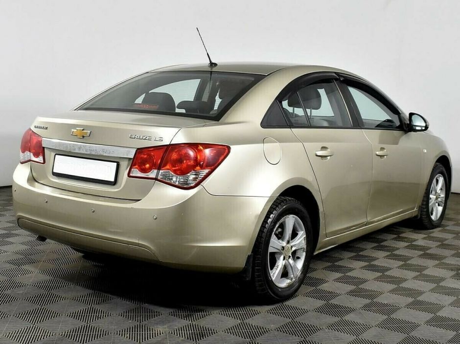 Chevrolet Cruze 1.6 АКПП, 2012, 144 000 км фото 3