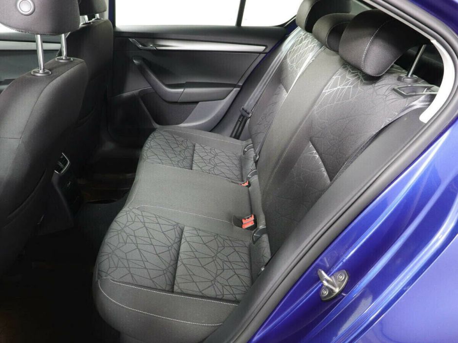 Skoda Octavia 1.8 РКПП, 2018, 68 000 км фото 9