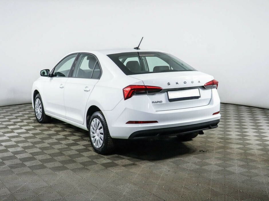 Skoda Rapid 1.6 АКПП, 2020, 50 000 км фото 4