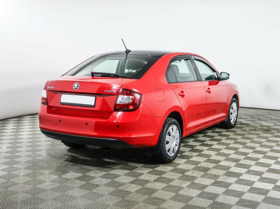 Skoda Rapid 1.6 АКПП, 2017, 84 000 км фото 3
