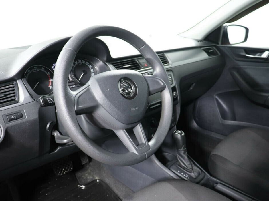 Skoda Rapid 1.6 АКПП, 2017, 84 000 км фото 5