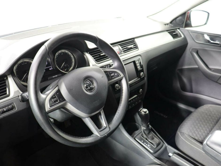 Skoda Rapid 1.6 АКПП, 2017, 78 000 км фото 8