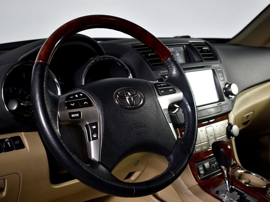 Toyota Highlander 3.5 АКПП, 2013, 128 000 км фото 5