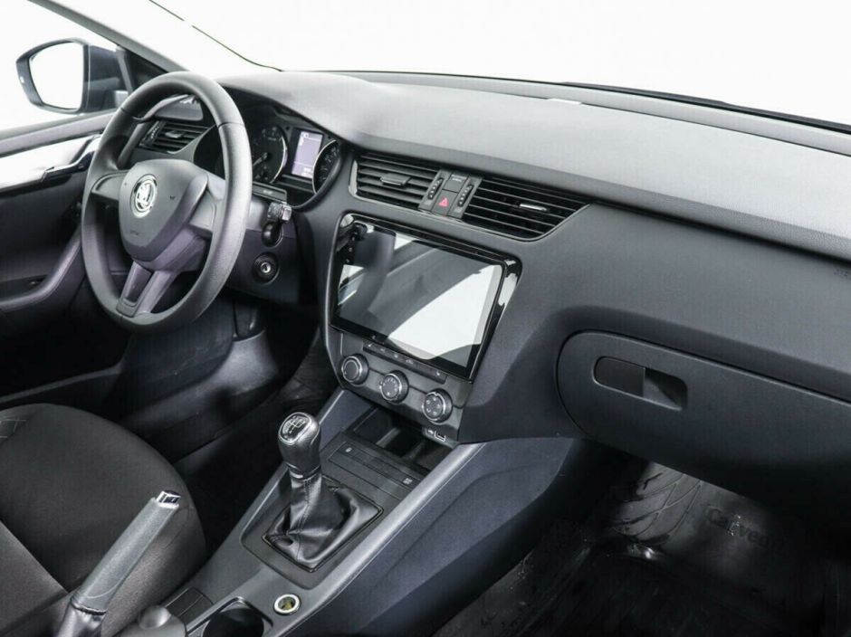 Skoda Octavia 1.6 МКПП, 2017, 82 000 км фото 5
