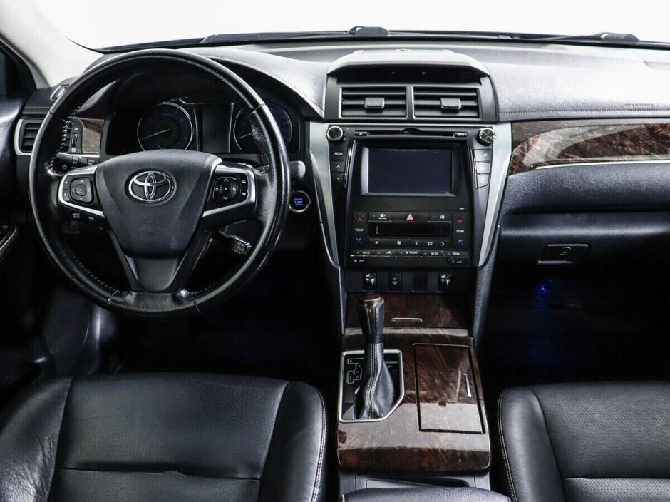 Toyota Camry 2.5 АКПП, 2015, 100 000 км фото 7